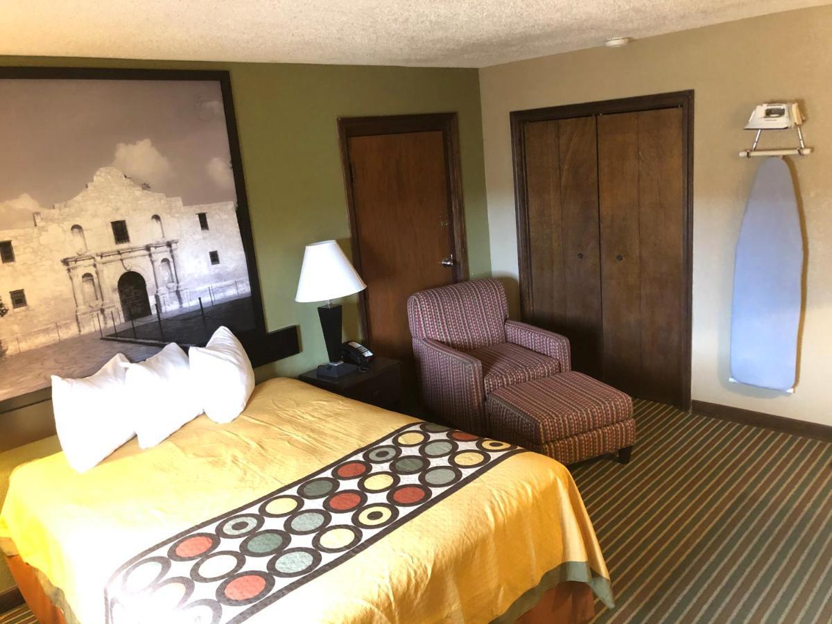 Super 8 By Wyndham Harrison Ar Motel Ngoại thất bức ảnh